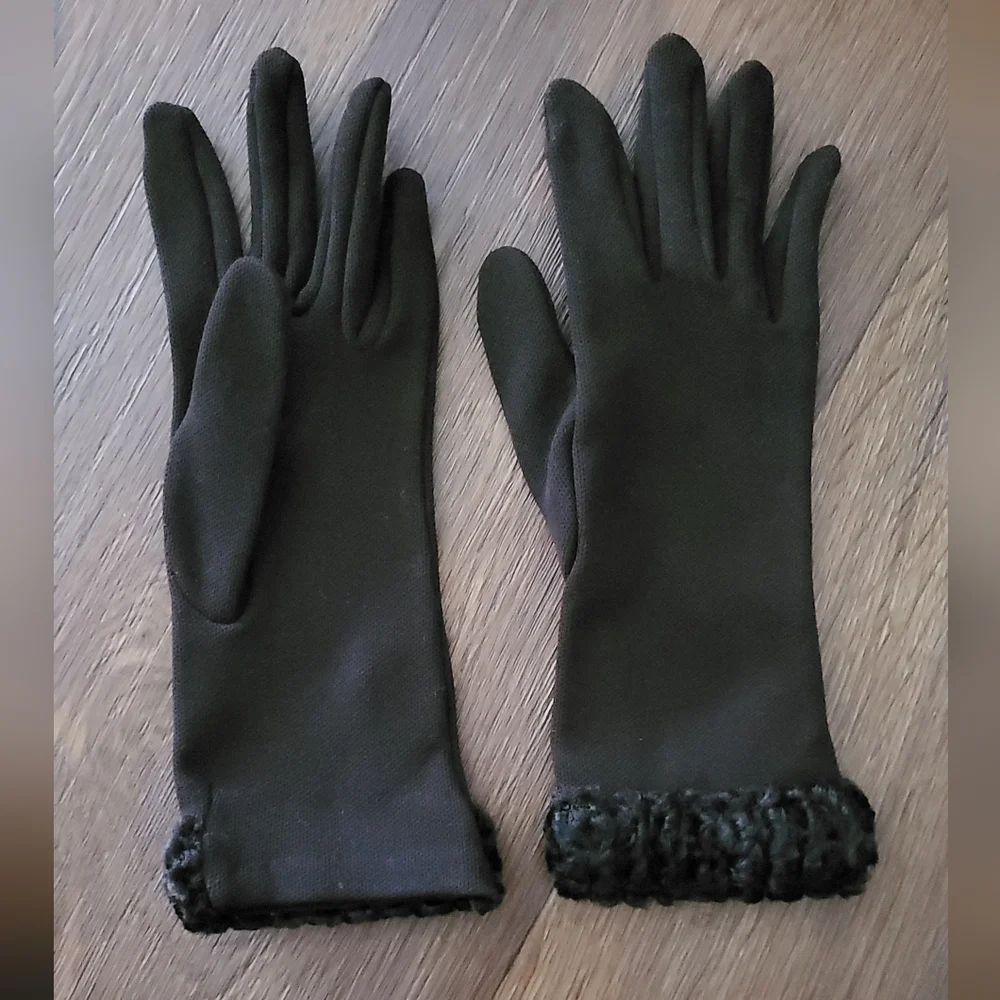 Vintage Handmade Stretch Gloves with Trim, Chocolate Brown